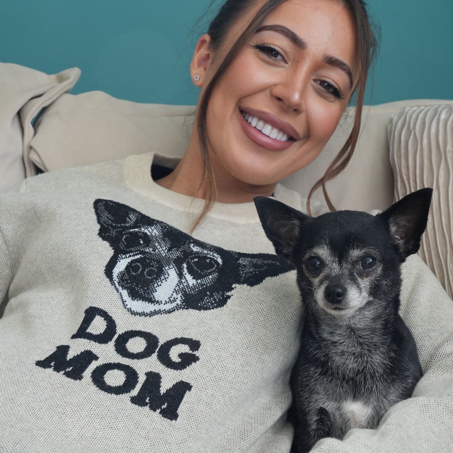 Crown and Paw - Knitwear Custom Knitted Dog Mom Text and Pet Face Sweater