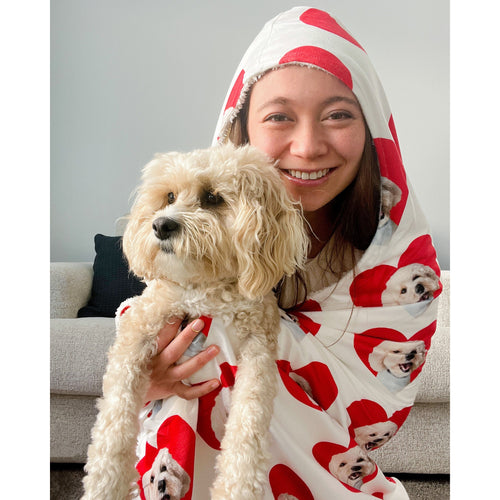 Crown and Paw - Hooded Blanket Hooded Blanket - Super Soft Fleece with Pet Face Pattern Repeating Hearts