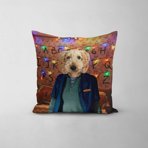 Crown and Paw - Throw Pillow The 80's Mom - Custom Throw Pillow